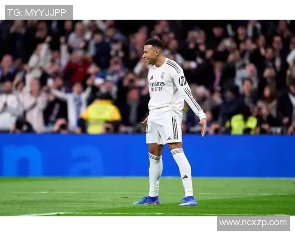 一步之遥：姆巴佩梅开二度 迫临C罗队史年度神迹